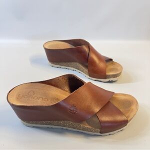 Yokono Women’s Size 6.5 Slip On Leather Strap Wedge Sandal